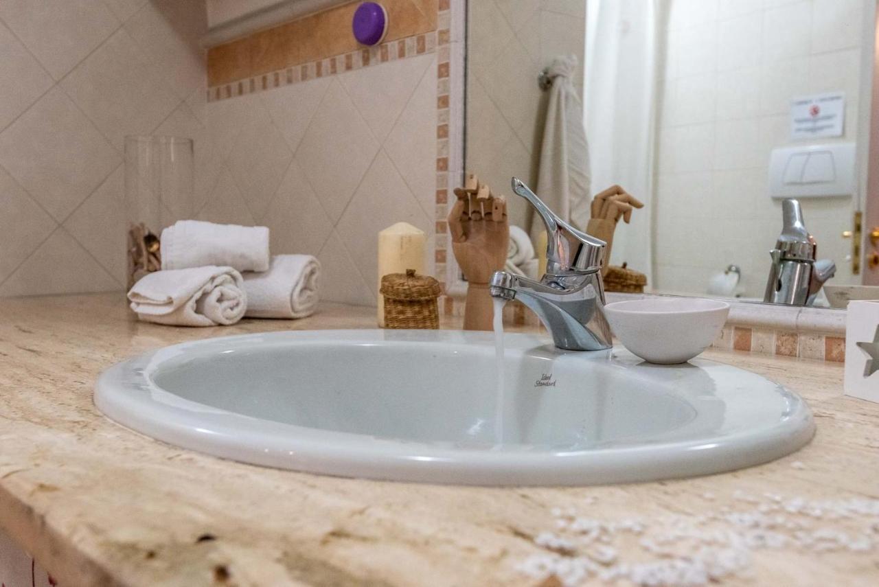 Terzo Campanello - Terrazza Nel Centro Storico Apartman Lecce Kültér fotó