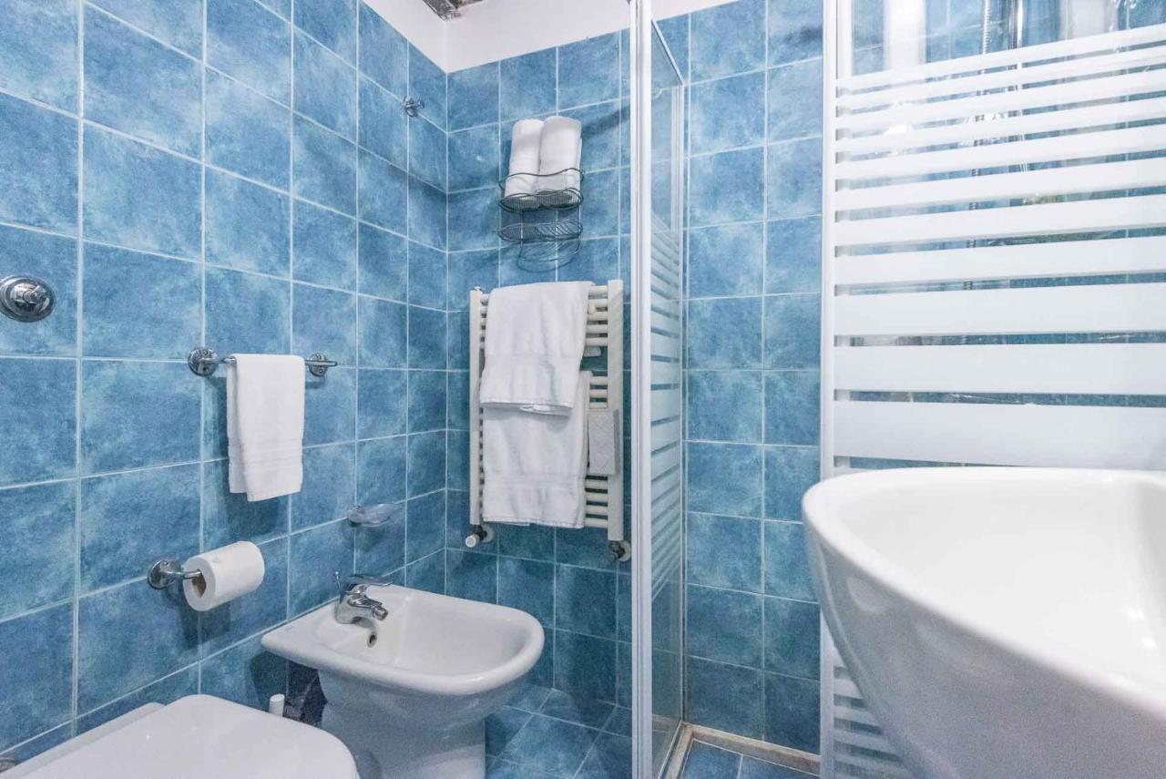 Terzo Campanello - Terrazza Nel Centro Storico Apartman Lecce Kültér fotó