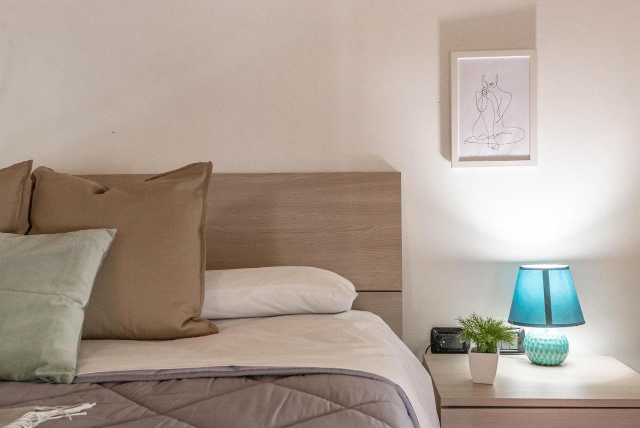 Terzo Campanello - Terrazza Nel Centro Storico Apartman Lecce Kültér fotó